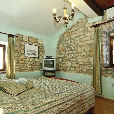 Mugeba 3 Bedroom Accommodation Poreč Exteriér fotografie