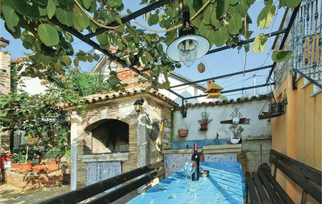 Mugeba 3 Bedroom Accommodation Poreč Exteriér fotografie